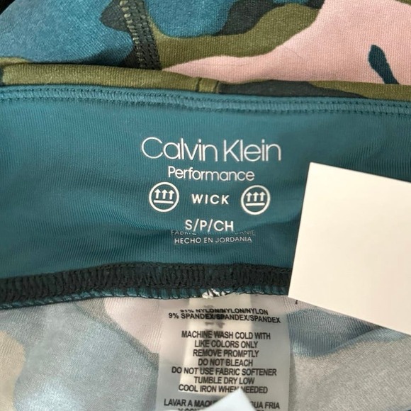 Calvin Klein Pants Women Small Green Pink Camo Crop Performance Gym Athleisure - Picture 6 of 7